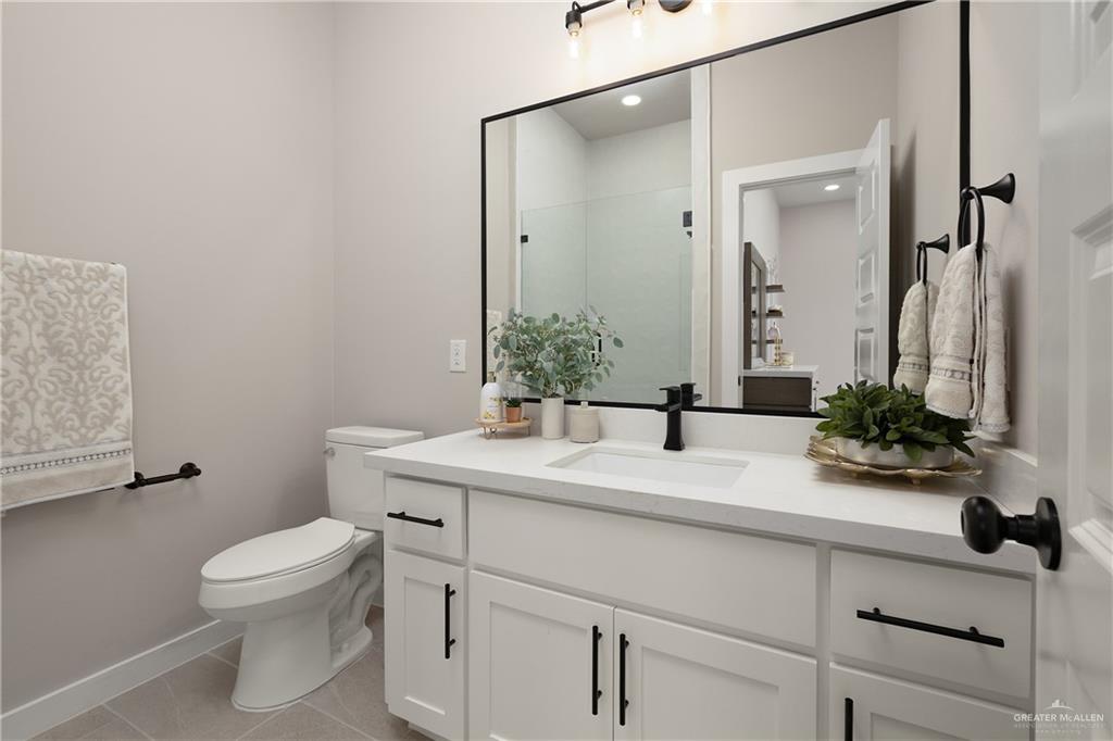 Photo 7 of 2312 Cardinal Drive
