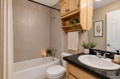 Photo 8 of 2108 Kimberly Lane #1