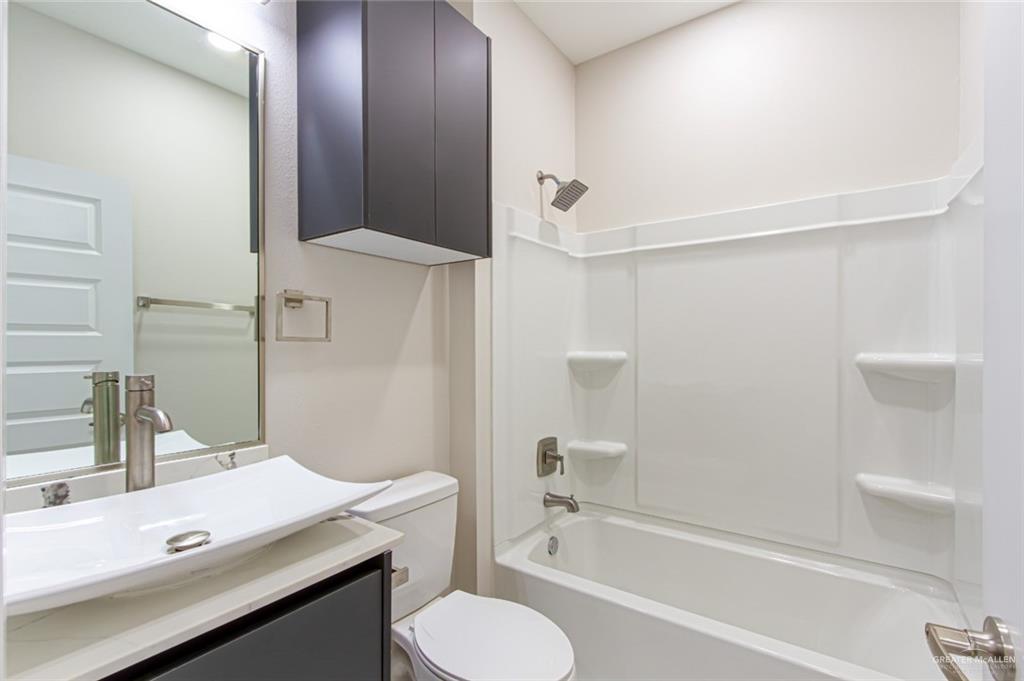 Photo 10 of 4212 Hummingbird Avenue #69