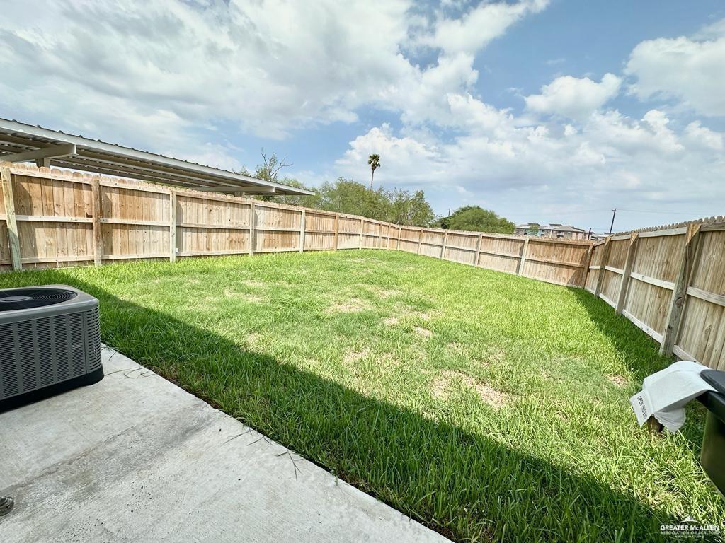 Photo 15 of 2812 Rosemary Drive #1