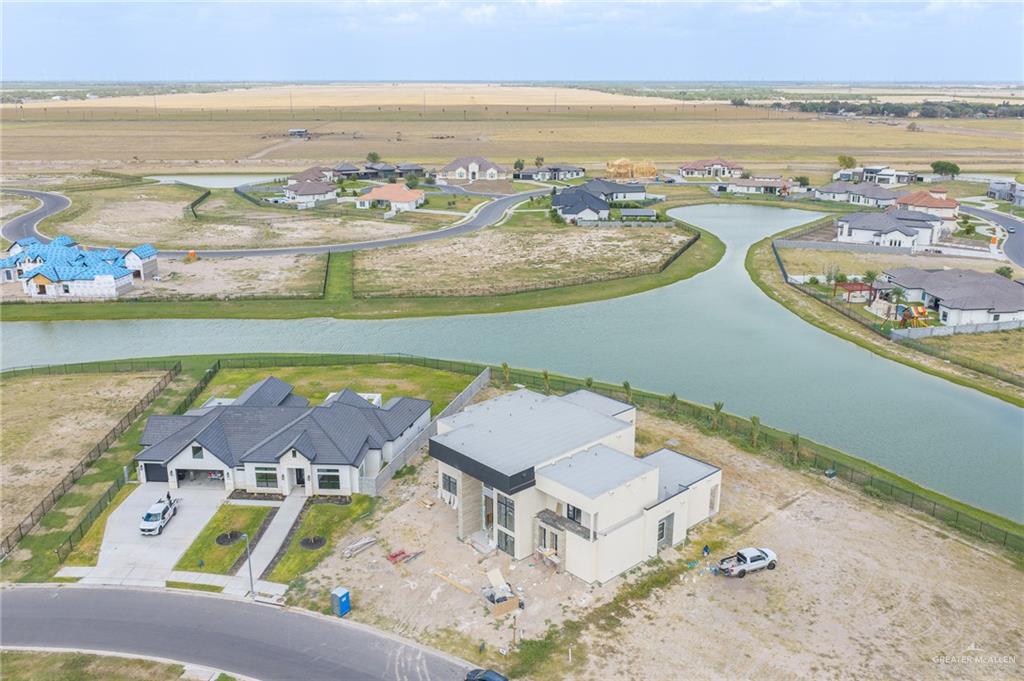 Photo 13 of 4816 Town Lake Drive