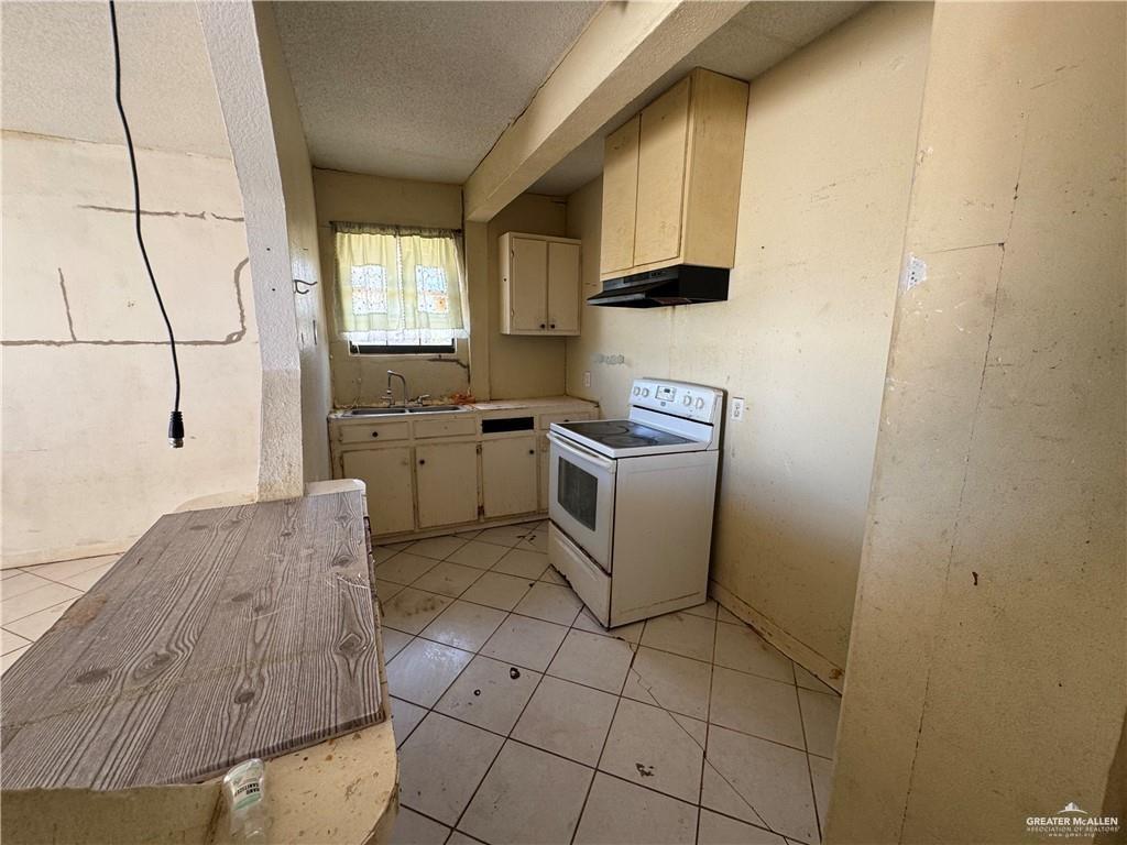 Photo 10 of 420 La Homa Road
