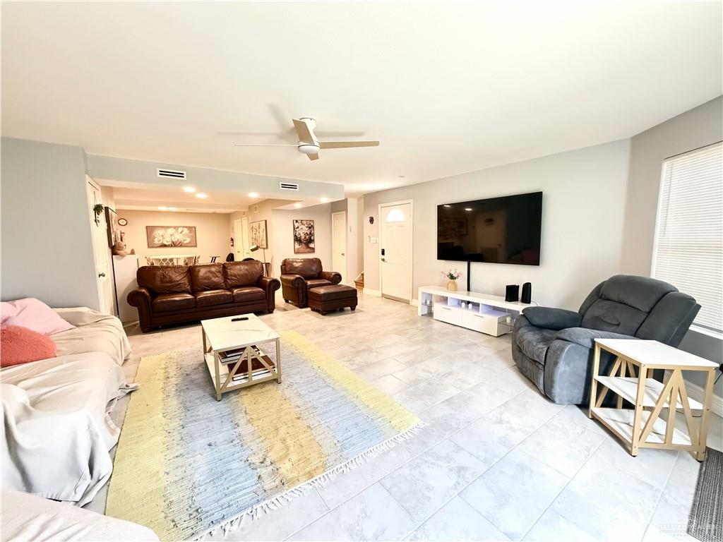 Photo 2 of 404 16th Street