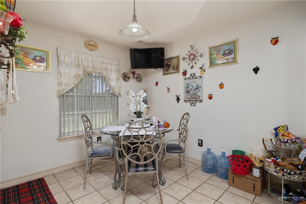 Photo 5 of 1208 Buchanan Drive