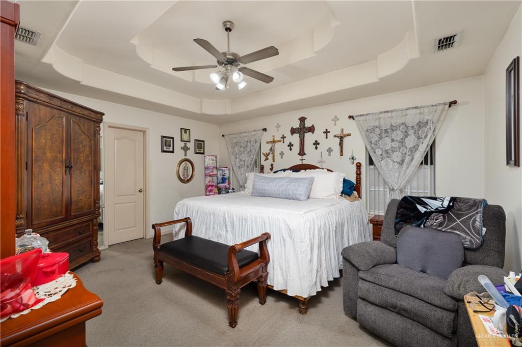 Photo 8 of 1208 Buchanan Drive