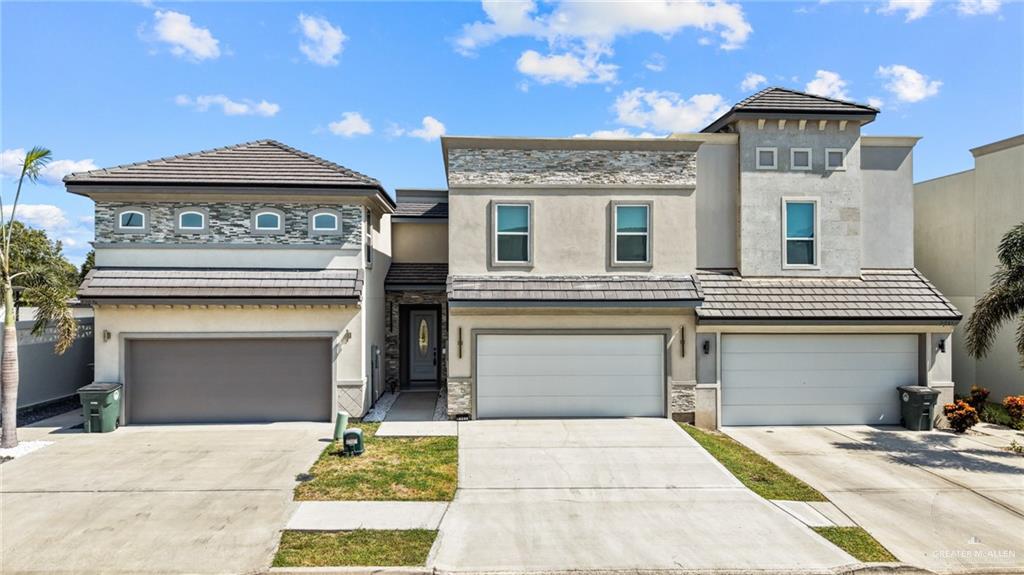 Photo 2 of 2209 Corales Street