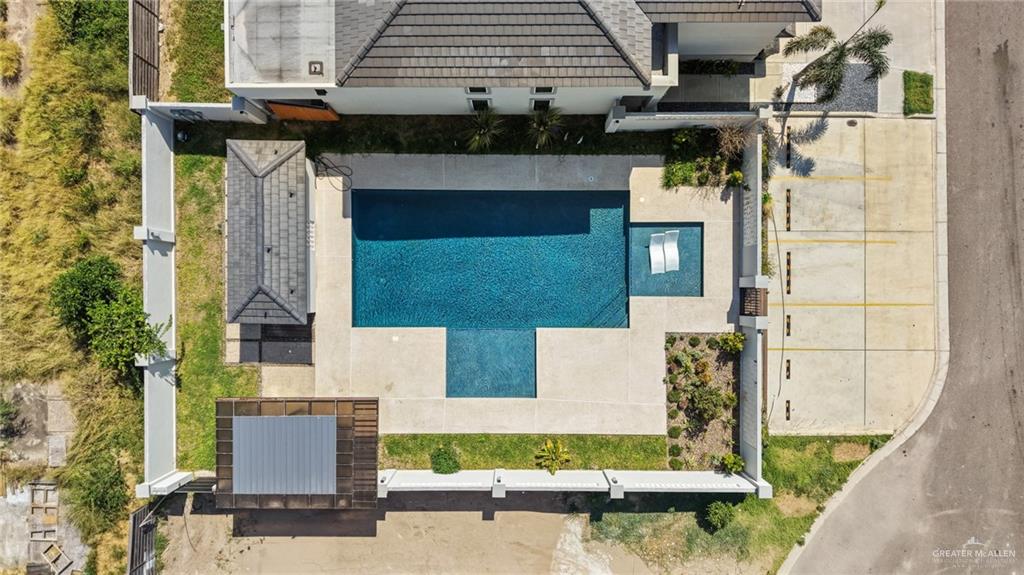 Photo 4 of 2209 Corales Street