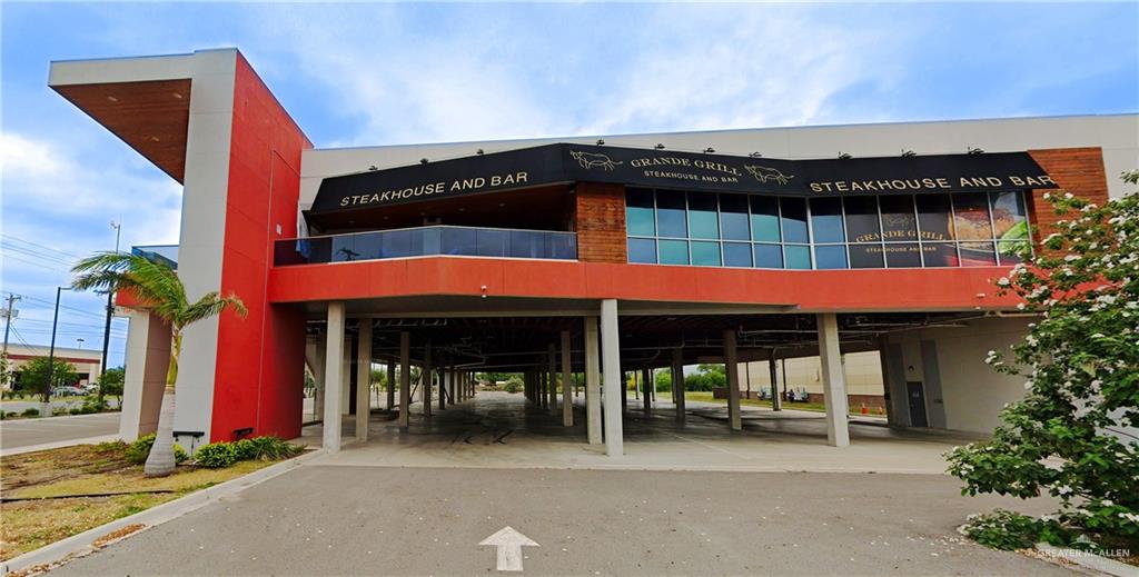 Photo 1 of 5112 Expressway 83, McAllen