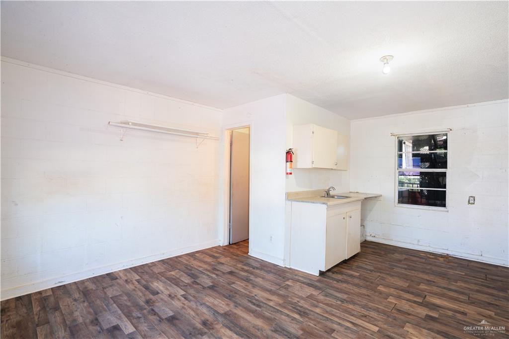 Photo 5 of 130 Texas Avenue #8