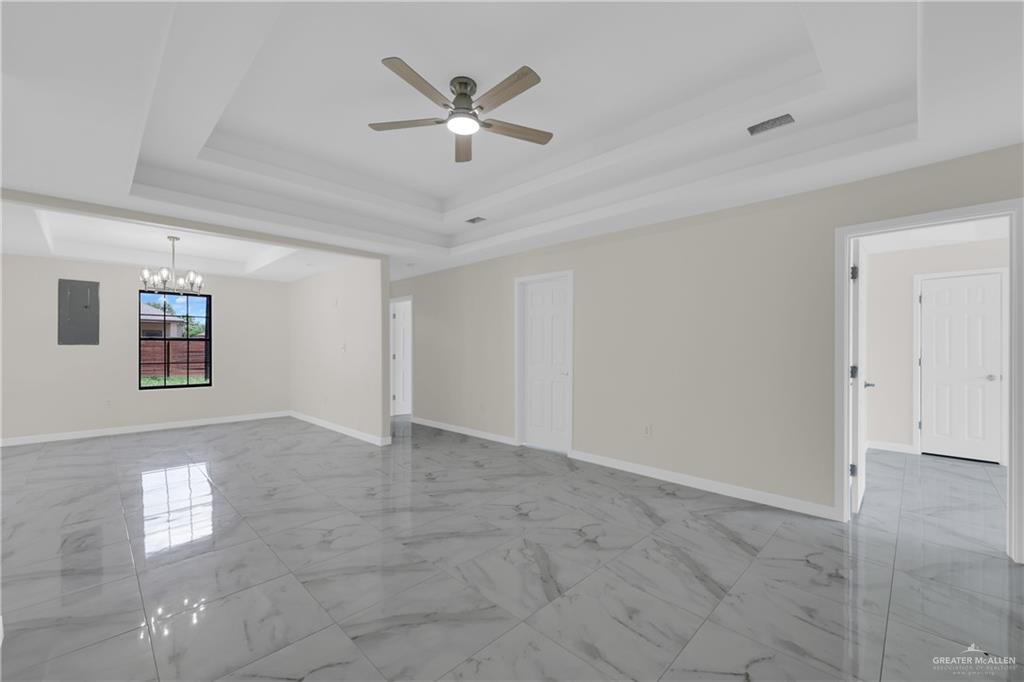 Photo 5 of 3309 Tulipan Avenue