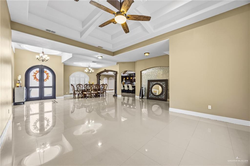 Photo 3 of 1600 Platinum Street