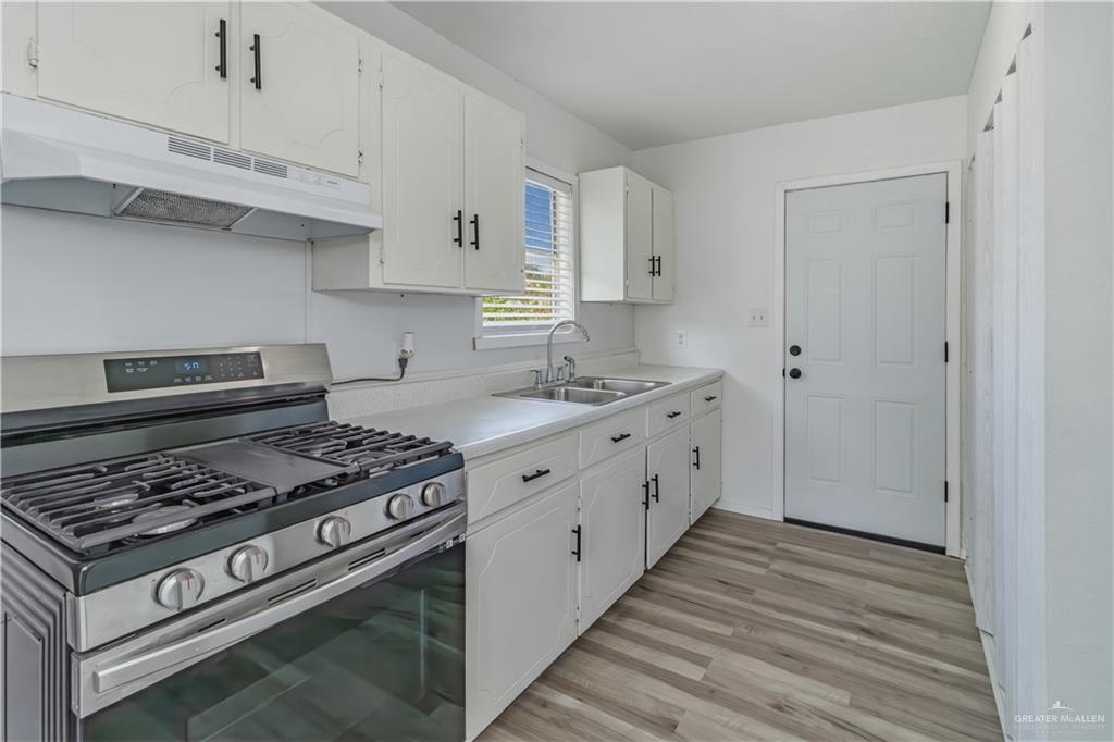 Photo 6 of 518 10th Street