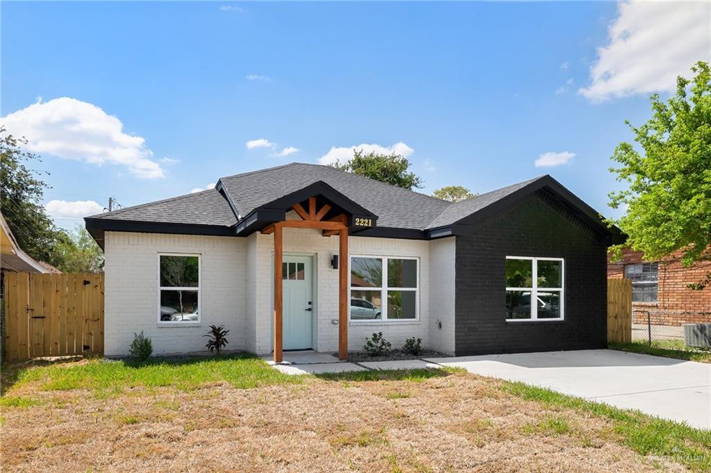 Photo 1 of 2221 Chicago Avenue, McAllen