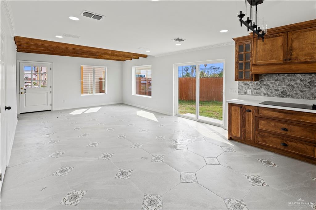 Photo 9 of 1404 Karen Drive #A
