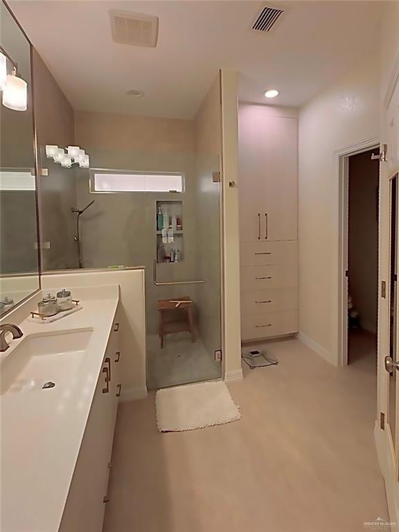 Photo 7 of 806 Amethyst Drive