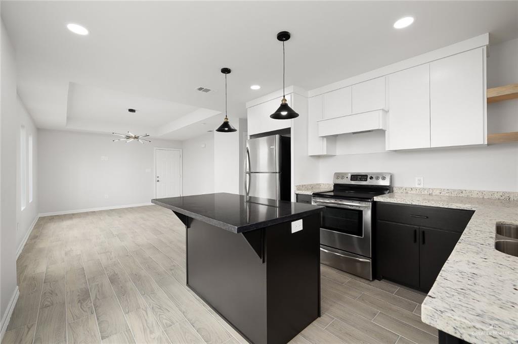 Photo 4 of 3605 Fuerte Avenue #4