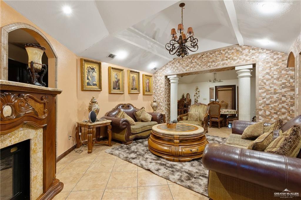 Photo 7 of 3005 Iris Avenue