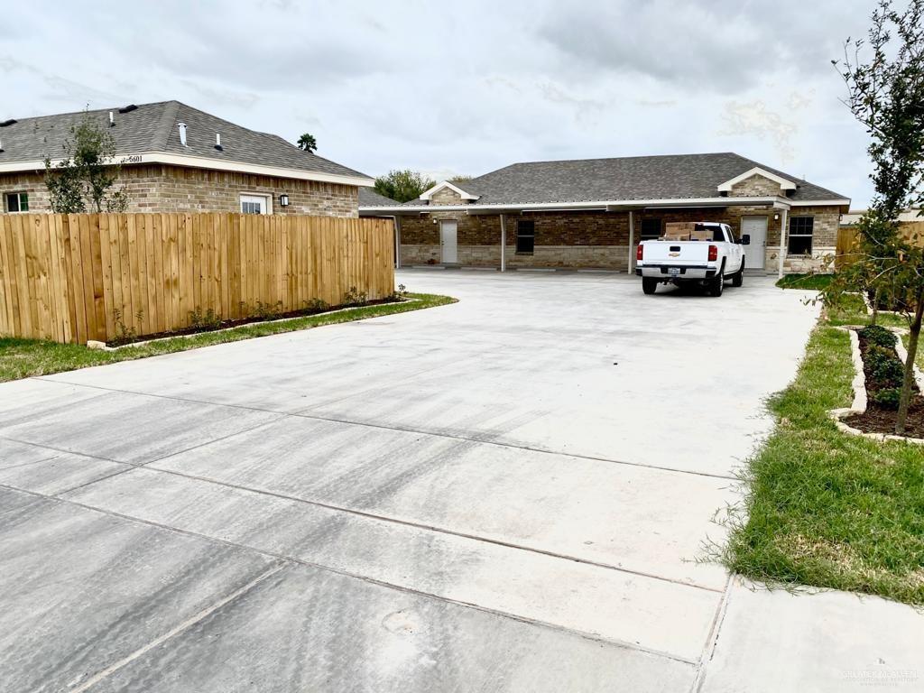 Photo 9 of 5601 Nightingale Avenue #4
