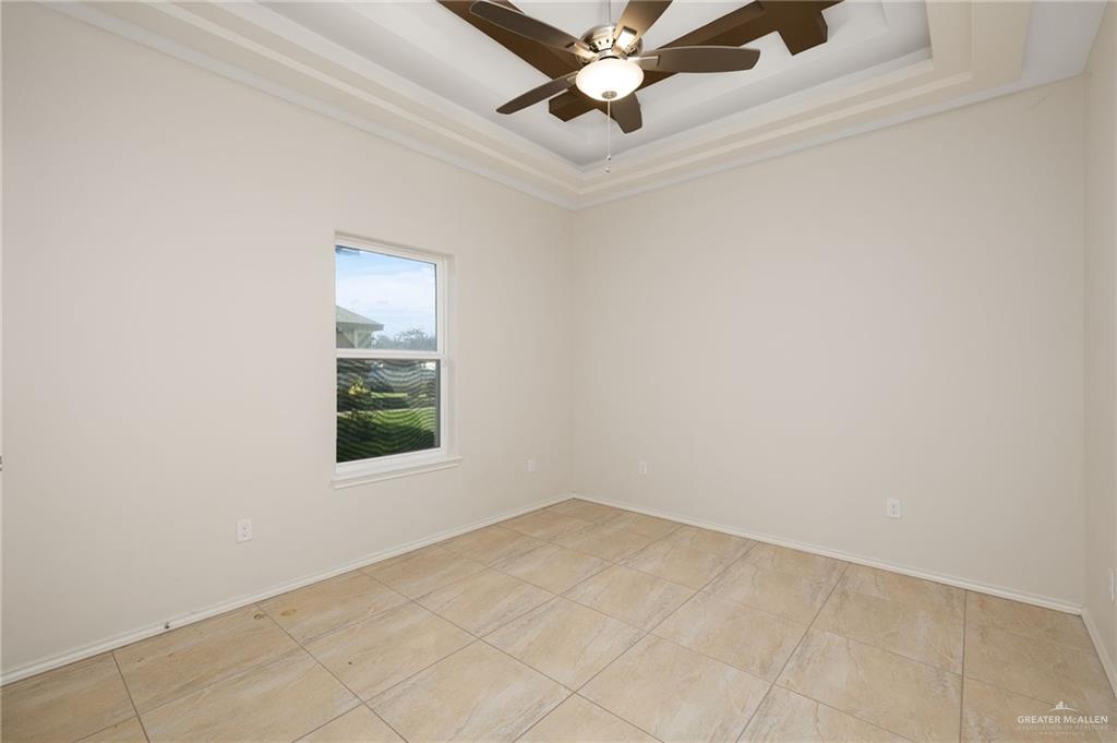Photo 9 of 2628 Nessuh Avenue