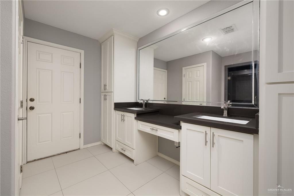 Photo 19 of 2114 Anacua Circle