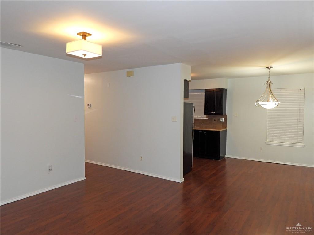 Photo 5 of 600 Toronto Avenue #30