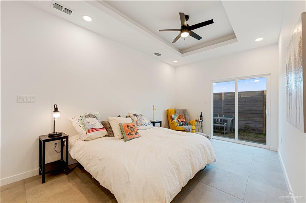 Photo 10 of 2637 Warbler Avenue